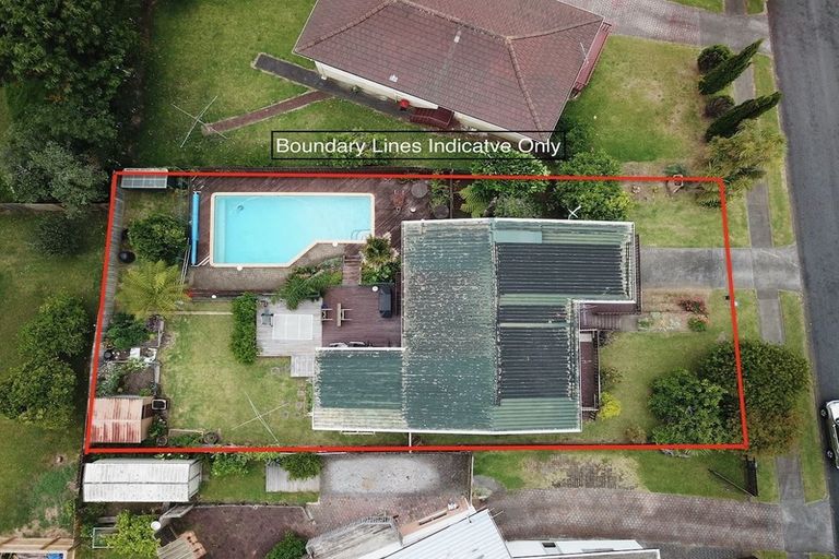 Photo of property in 5 Glenshee Place, Highland Park, Auckland, 2010