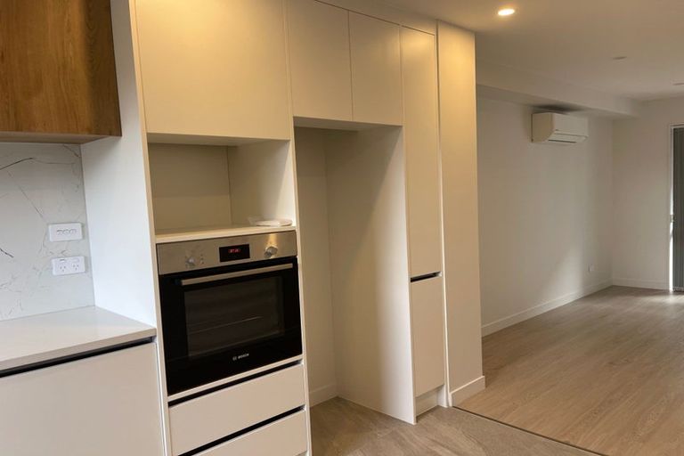 Photo of property in 29 Windy Ridge Road, Glenfield, Auckland, 0629