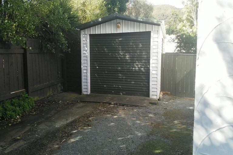 Photo of property in 4/1106 High Street, Taita, Lower Hutt, 5011