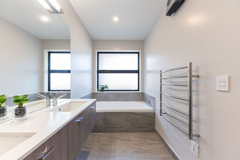 Photo of property in 47 Euphrasie Drive, Aidanfield, Christchurch, 8025