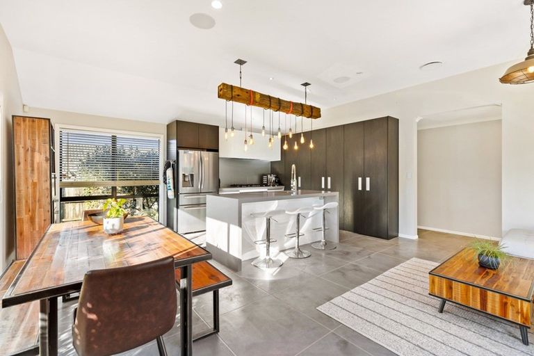 Photo of property in 9 Solan Drive, Waimauku, 0812