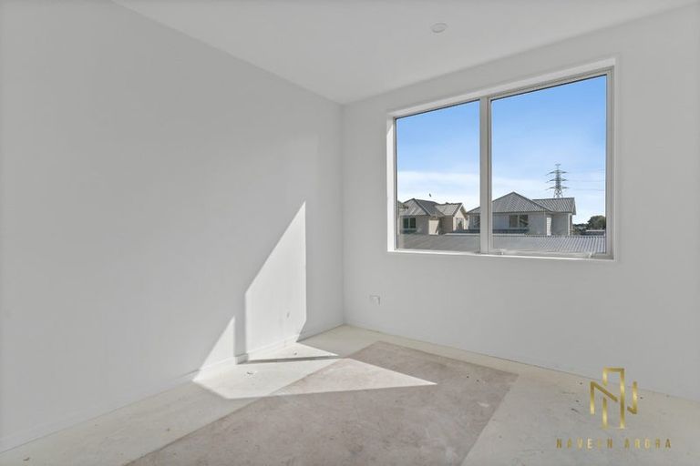 Photo of property in 37 Aviation Street, Takanini, 2112