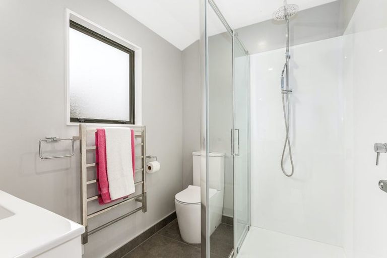 Photo of property in 16 Morere Street, Titahi Bay, Porirua, 5022