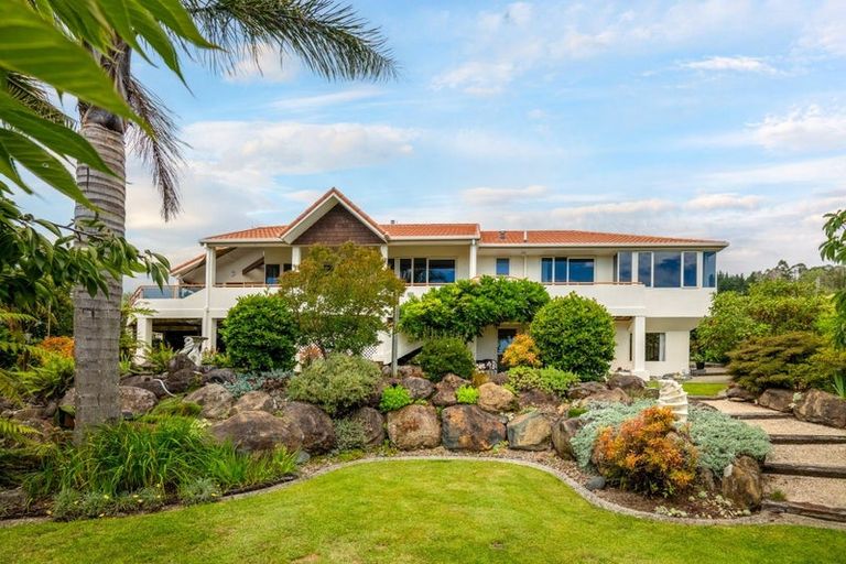 Photo of property in 13 Clairmont Heights, Stoke, Nelson, 7011