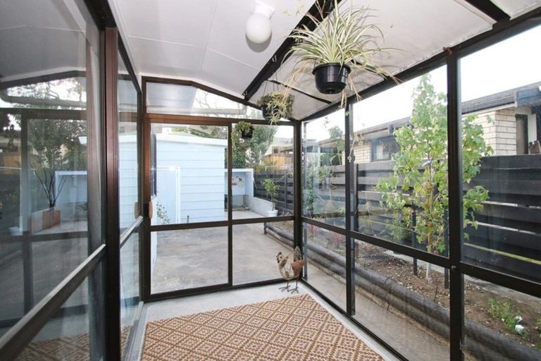 Photo of property in 11a Hilltop Road, Parkvale, Tauranga, 3112