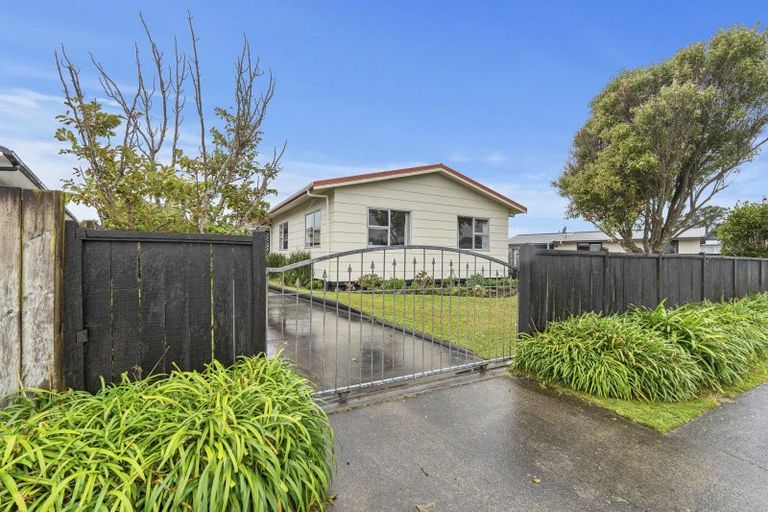 Photo of property in 219 Parklands Avenue, Bell Block, New Plymouth, 4312