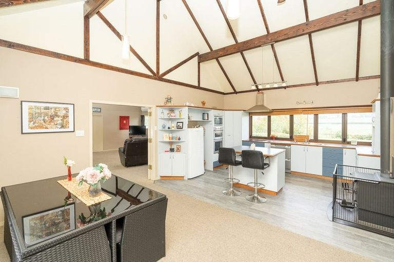 Photo of property in 105 Barrett Road, Temple View, Hamilton, 3290