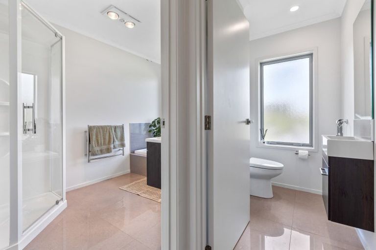 Photo of property in 1801 Mangorei Road, Mangorei, New Plymouth, 4371