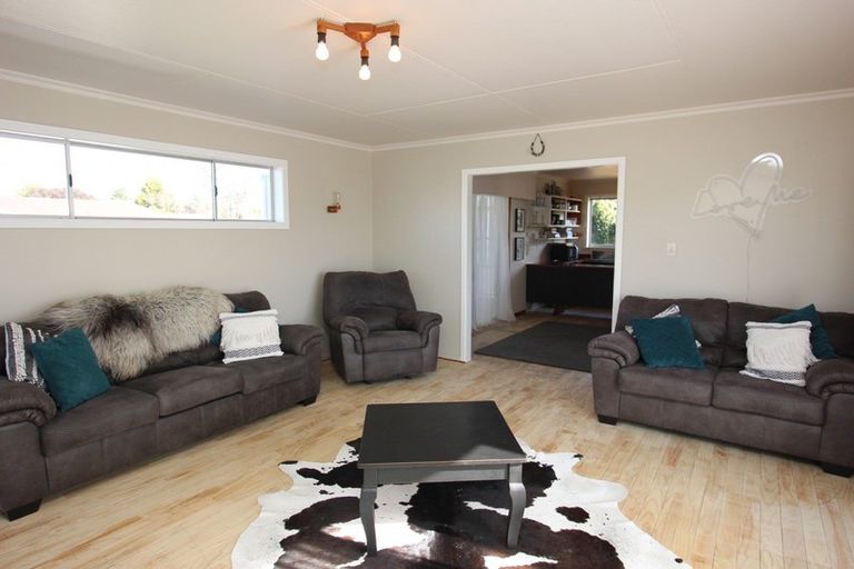 Photo of property in 1 Koromiko Street, Inglewood, 4330