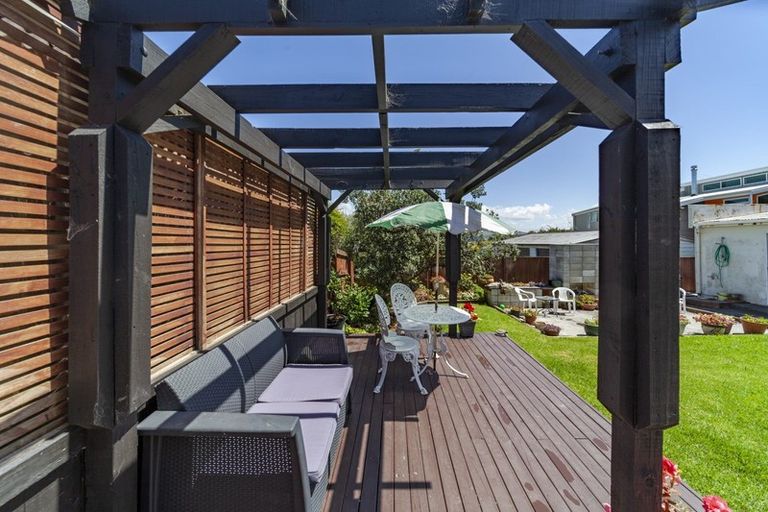 Photo of property in 82 The Esplanade, Westshore, Napier, 4110