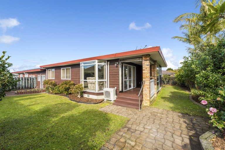 Photo of property in 2/73 Vintage Drive, Henderson, Auckland, 0612