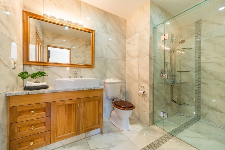 Photo of property in 183 Victoria Avenue, Hokowhitu, Palmerston North, 4410