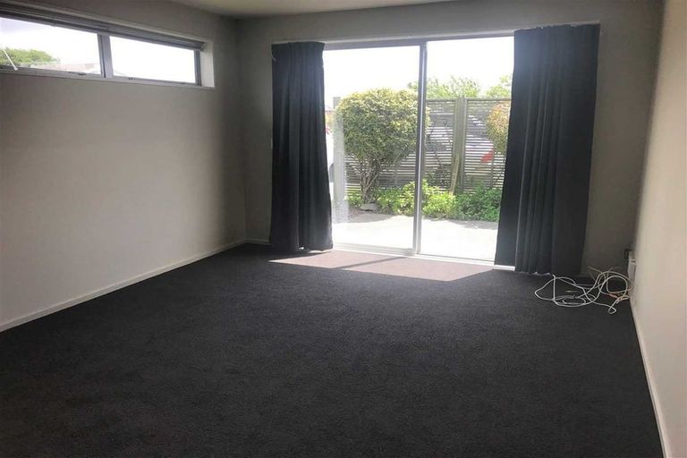 Photo of property in 55 Lyndon Street, Riccarton, Christchurch, 8041
