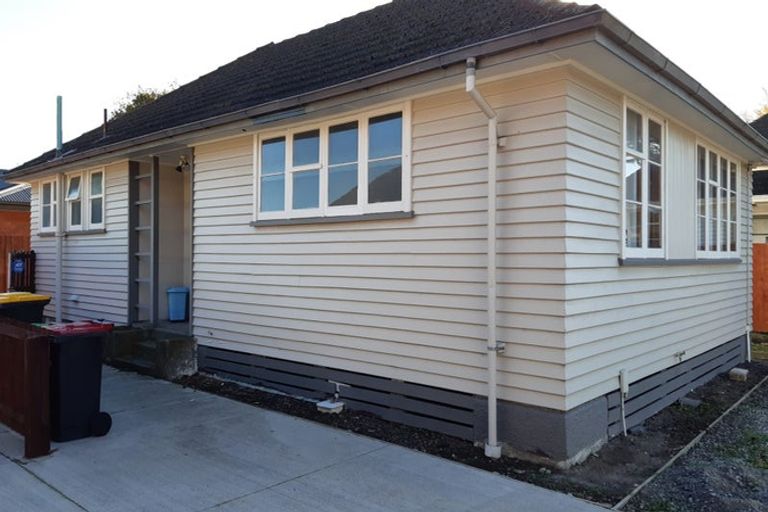 Photo of property in 6 Homer Place, Upper Riccarton, Christchurch, 8041