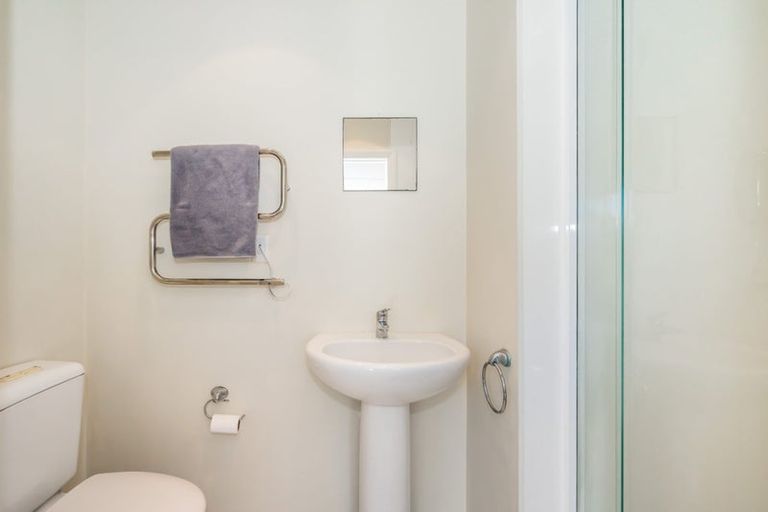 Photo of property in 3 Wairere Grove, Paraparaumu, 5032