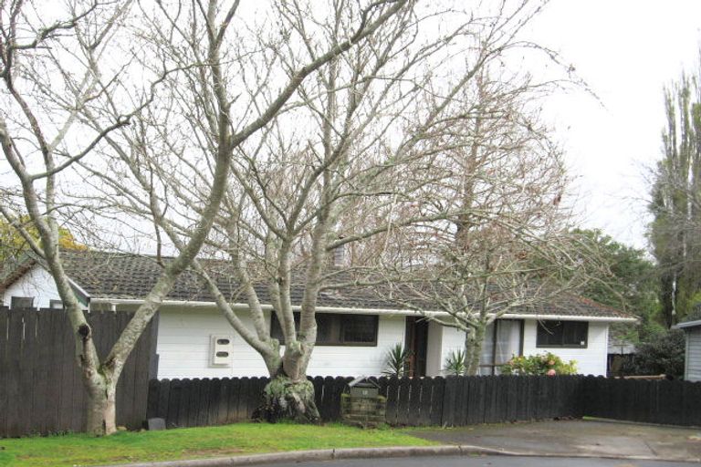 Photo of property in 12 Wesleydale Place, Papakura, 2110