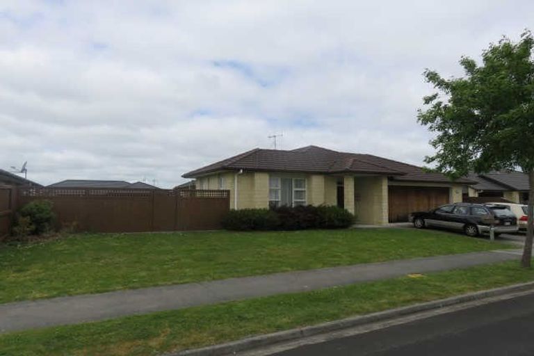 Photo of property in 64 Farringdon Avenue, Rototuna North, Hamilton, 3210