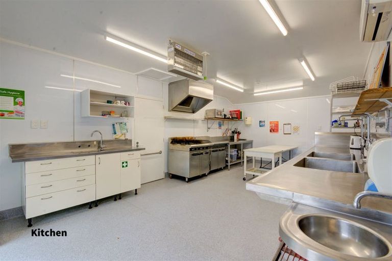 Photo of property in 4 Golf Links Road, Rangiora, 7473