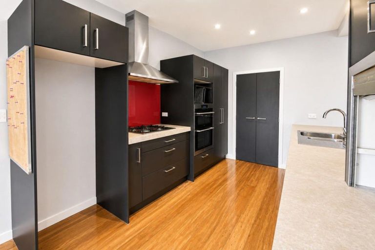 Photo of property in 6 Clovelly Street, Brooklands, New Plymouth, 4310