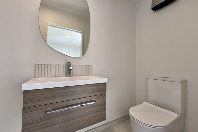 Photo of property in 7/107 Smith Street, Woolston, 8062