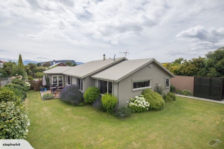 Photo of property in 17 Willowridge, Wanaka, 9305