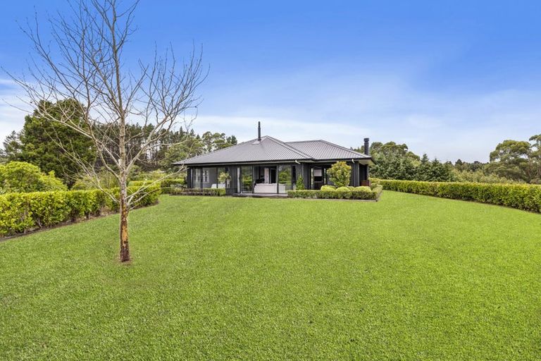 Photo of property in 1 Jack Barry Road, Waitoki, Albany, 0794