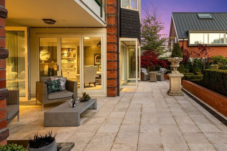 Photo of property in 3/142 Park Terrace, Christchurch Central, Christchurch, 8013