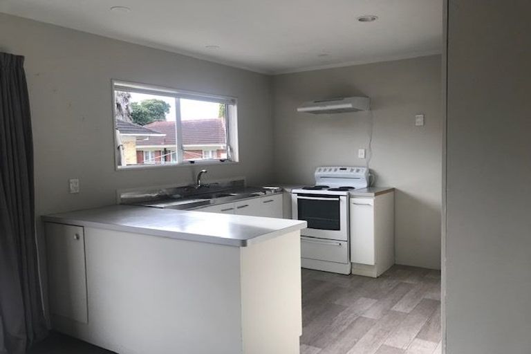 Photo of property in 3 Alpha Street, Papakura, 2110