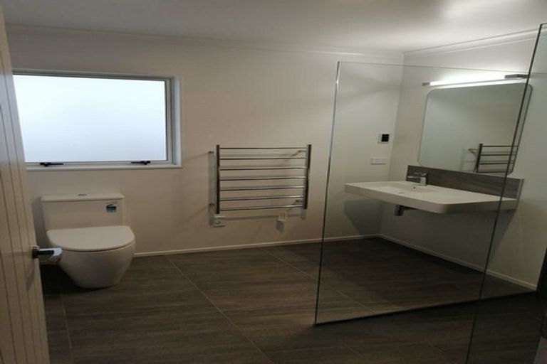 Photo of property in 28b Sussex Street, Levin, 5510