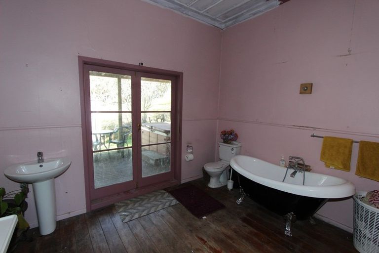 Photo of property in 75798 State Highway 2, Norsewood, 4974