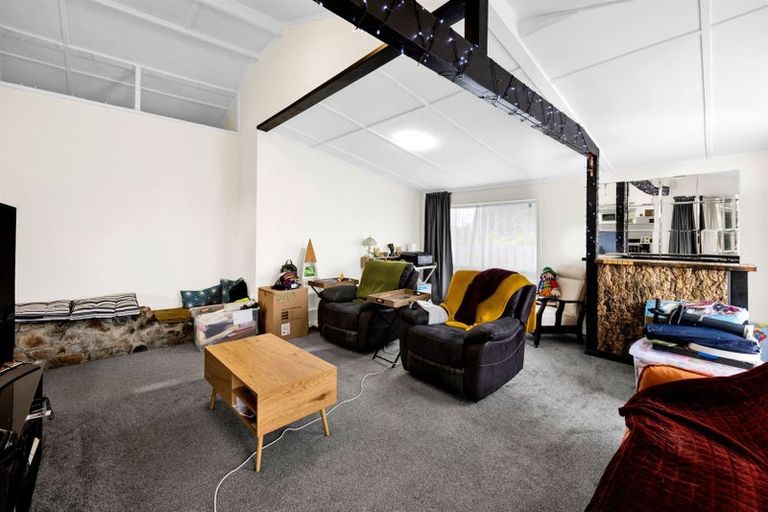 Photo of property in 45 Iredale Road, Hawera, 4610