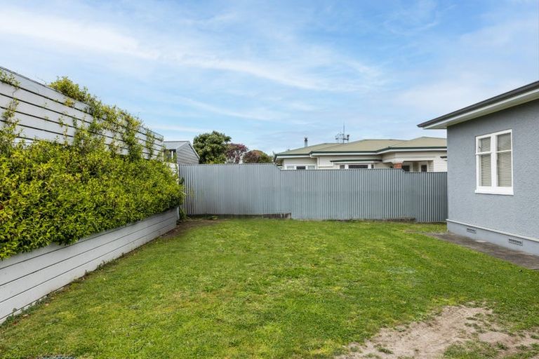 Photo of property in 47a Napier Road, Havelock North, 4130