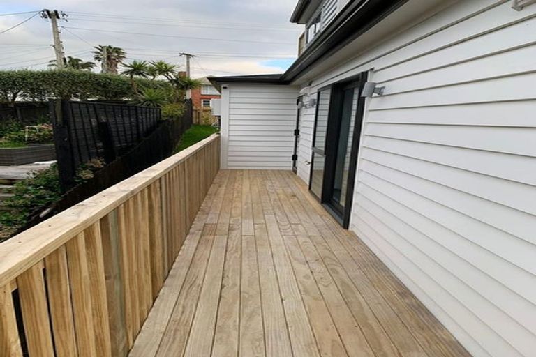 Photo of property in 34a Cassino Street, Bayswater, Auckland, 0622