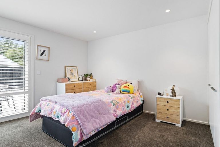 Photo of property in 5 Rockport Place, Parklands, Christchurch, 8083