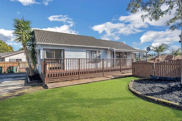 Photo of property in 31 Everglade Drive, Goodwood Heights, Auckland, 2105