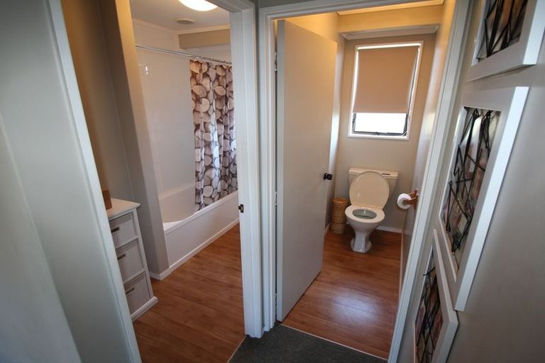 Photo of property in 54b Pohutukawa Drive, Owhata, Rotorua, 3010