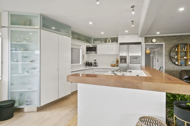 Photo of property in 3/23a Hamblyn Street, Strandon, New Plymouth, 4312