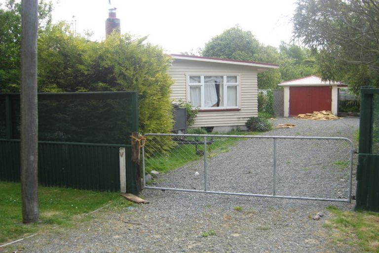 Photo of property in 8 Penfold Square, Leithfield, 7481