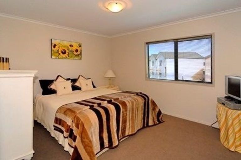 Photo of property in St Claire Village, 65/172 Mcleod Road, Te Atatu South, Auckland, 0610