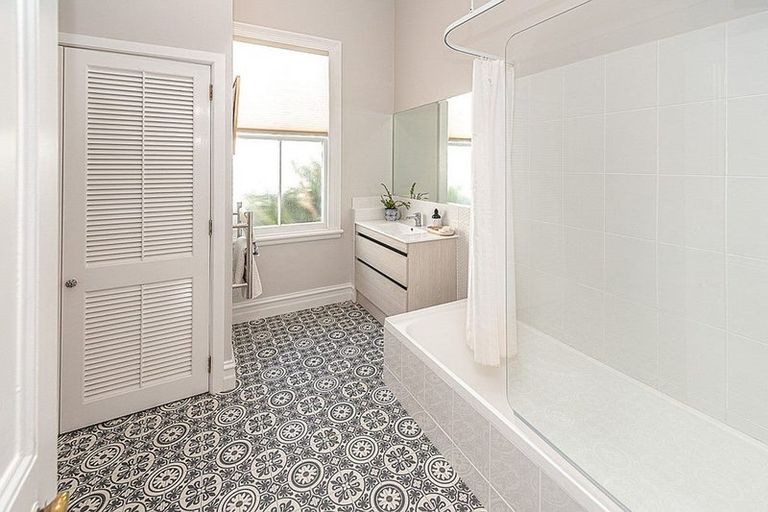 Photo of property in 12 Gloucester Street, Whanganui, 4500