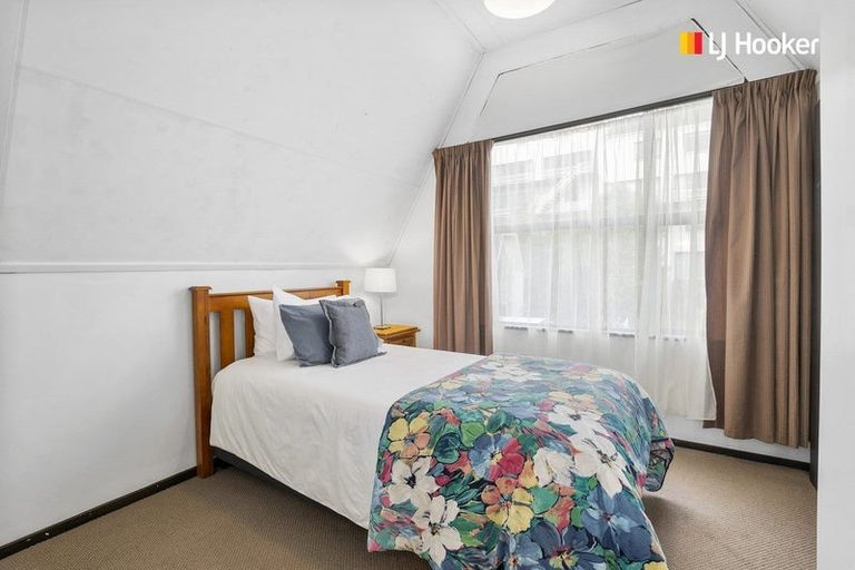 Photo of property in 93m Queen Street, North Dunedin, Dunedin, 9016