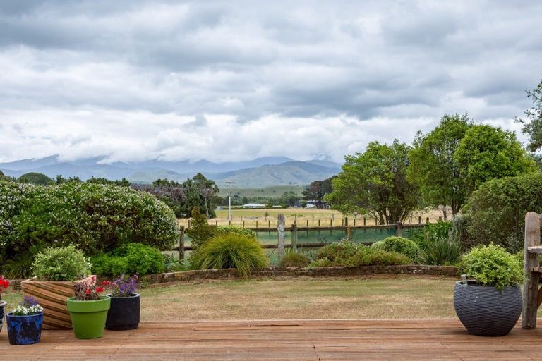 Photo of property in 439 Paierau Road, Opaki, Masterton, 5881