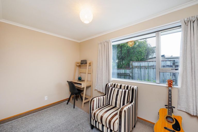 Photo of property in 73a Langley Avenue, Milson, Palmerston North, 4414