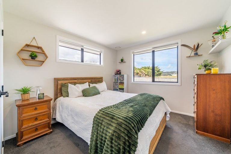 Photo of property in 355 Grays Road, Pauatahanui, Porirua, 5381