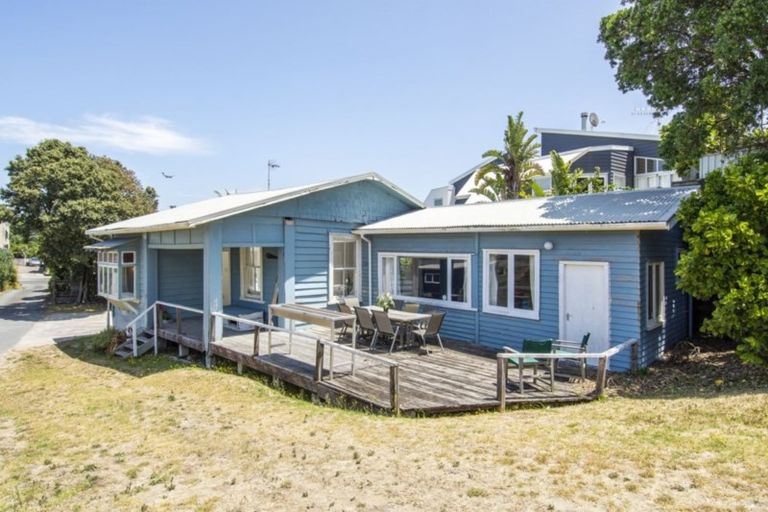 Photo of property in 355a Oceanbeach Road, Mount Maunganui, 3116