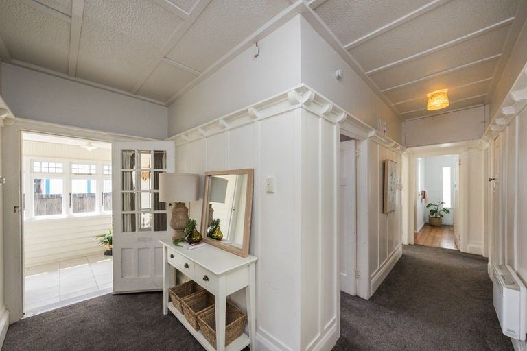 Photo of property in 81 Heretaunga Street, Palmerston North, 4414