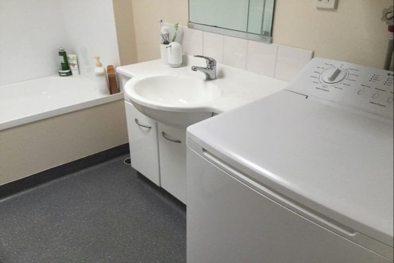 Photo of property in Luxford Villas, 316/72 Herald Street, Berhampore, Wellington, 6023