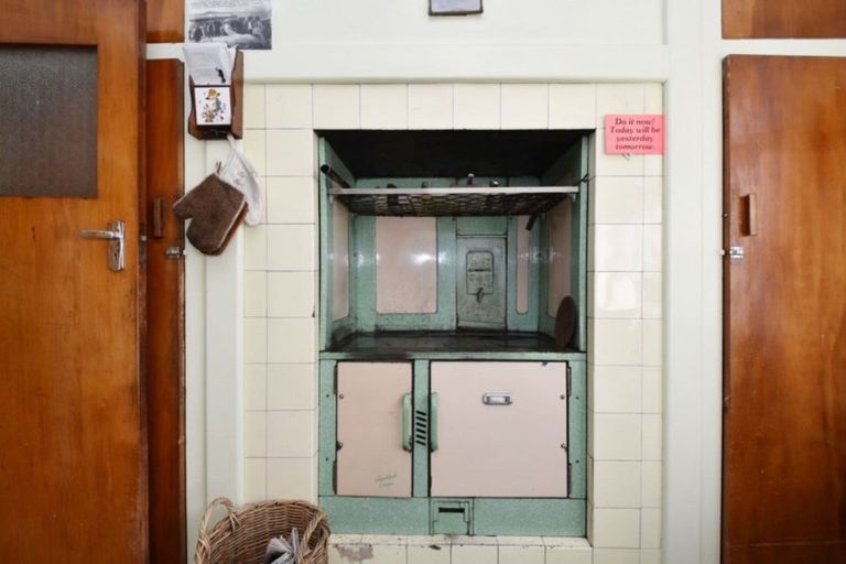 Photo of property in 266 Gore Street, Bluff, 9814