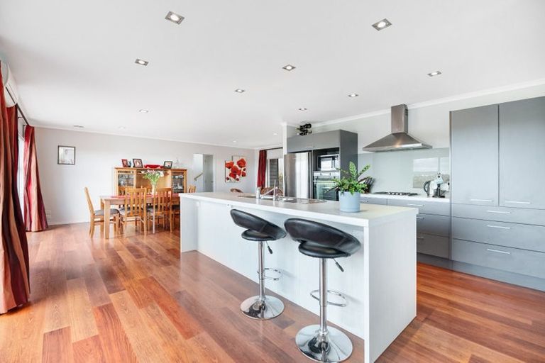 Photo of property in 63 Chesterfield Way, Orewa, 0931