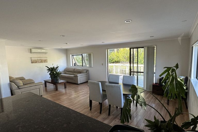 Photo of property in 19 Farnol Street, Hillsborough, Auckland, 1042